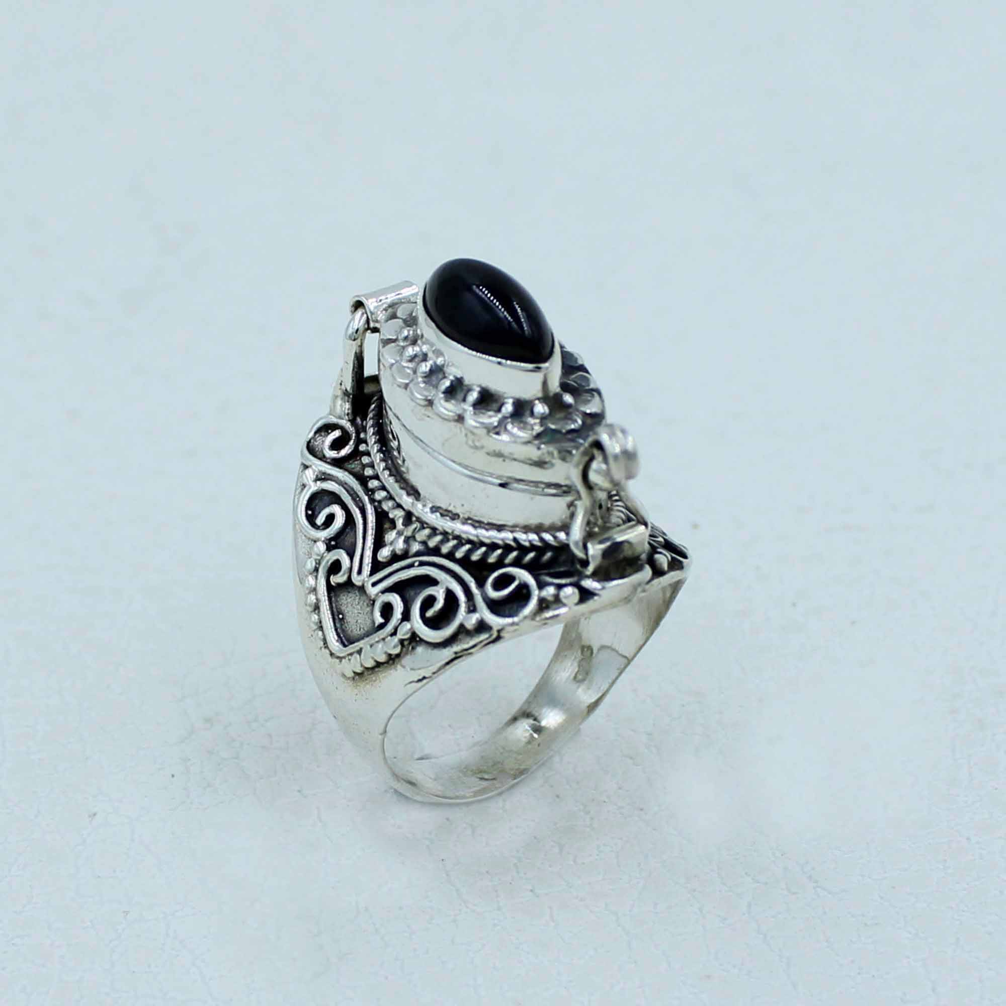 925 Sterling Silver Garnet Ring - Poison Jewelry
