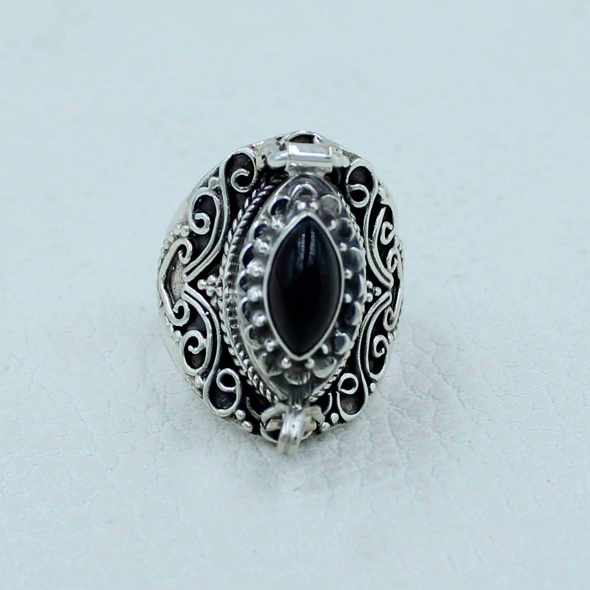 925 Sterling Silver Garnet Ring - Poison Jewelry