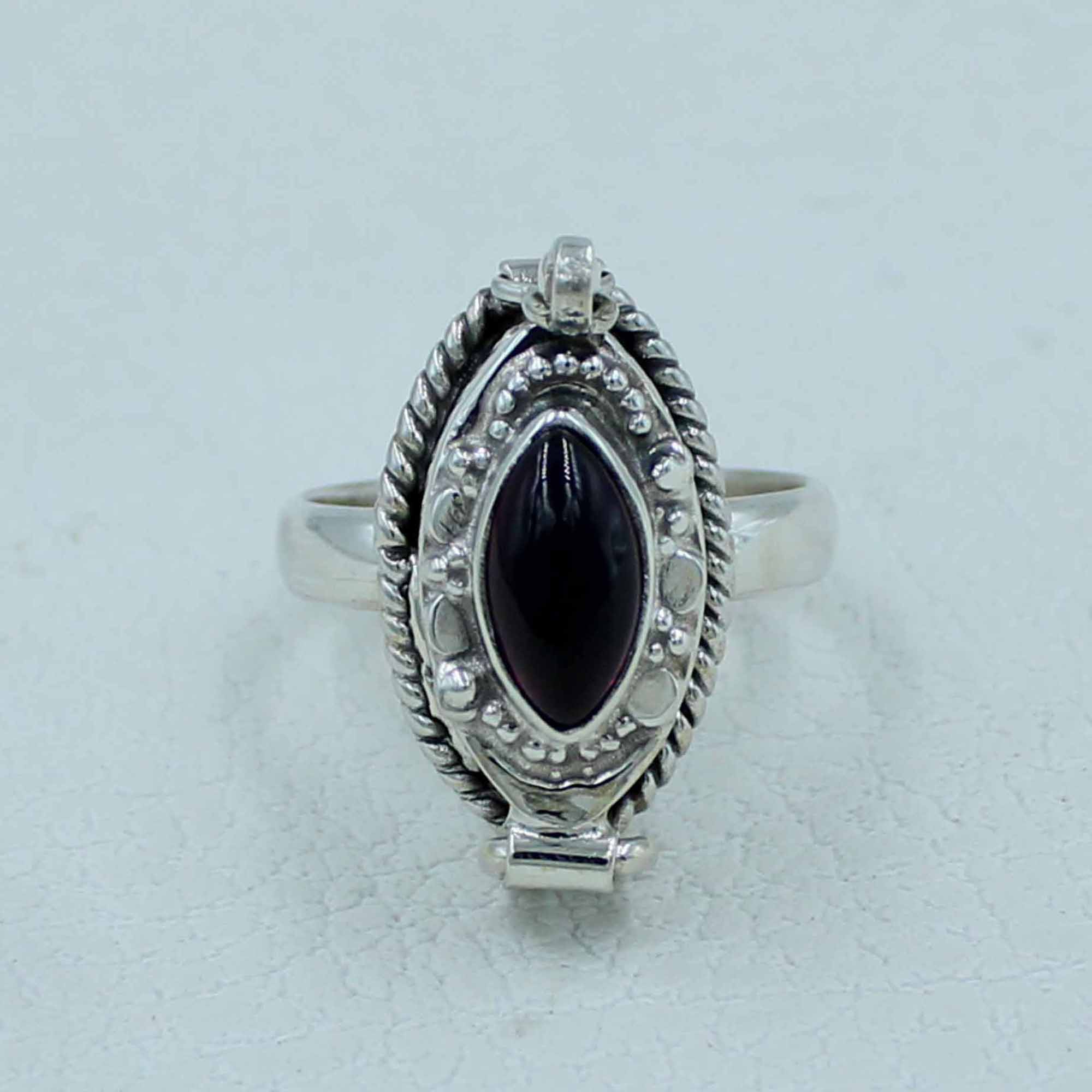925 Sterling Silver Garnet Ring