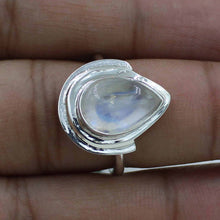 Lovely high quality Rainbow Moonstone Ring