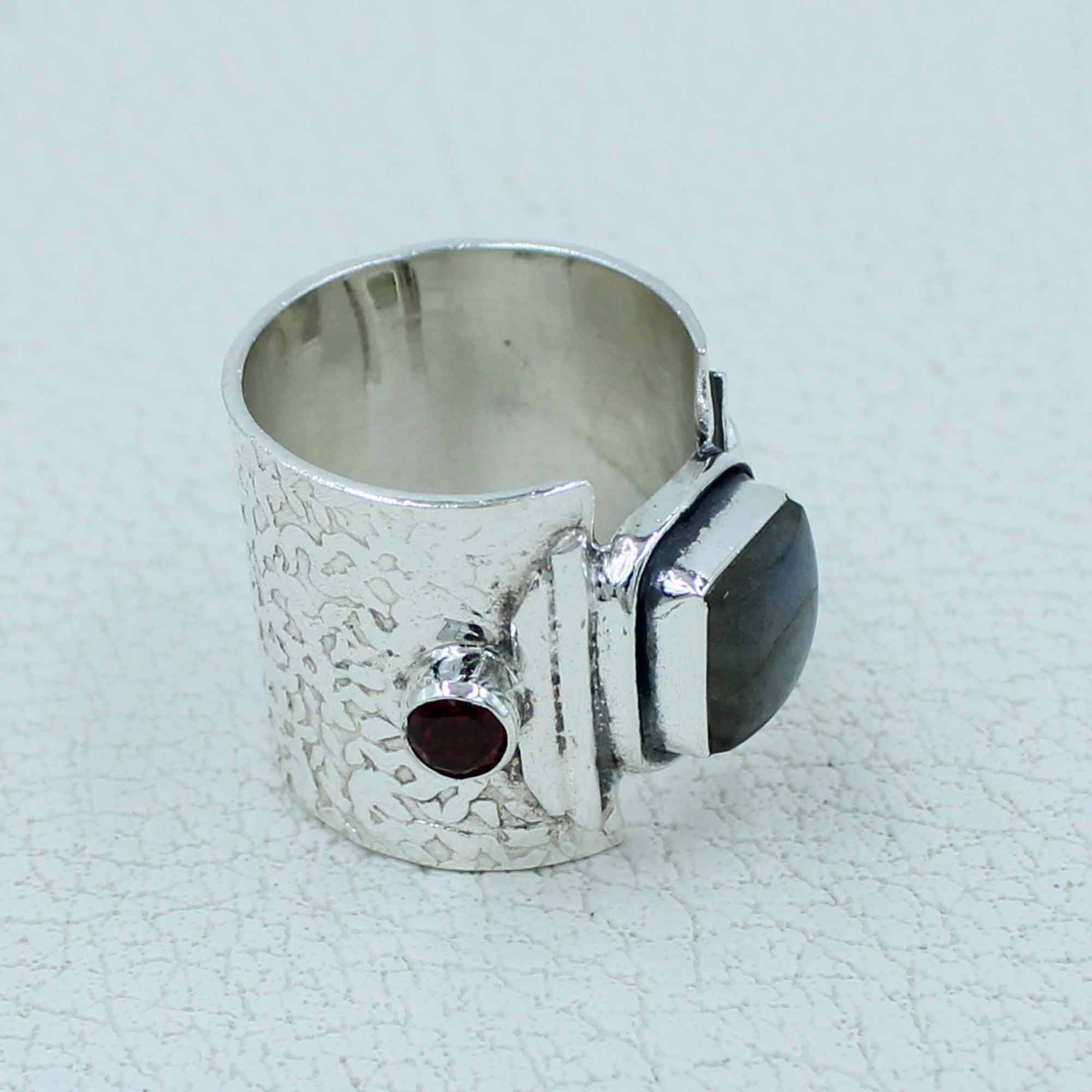Labradorite Gemstone Silver Textured Ring