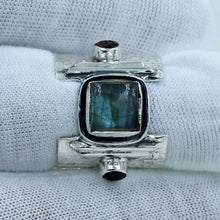 Labradorite Gemstone Silver Textured Ring