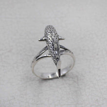 Whale Shark Silver Ring – Detailed Ocean-Inspired Statement Ring