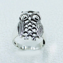 Elegant Antique Silver Owl Ring