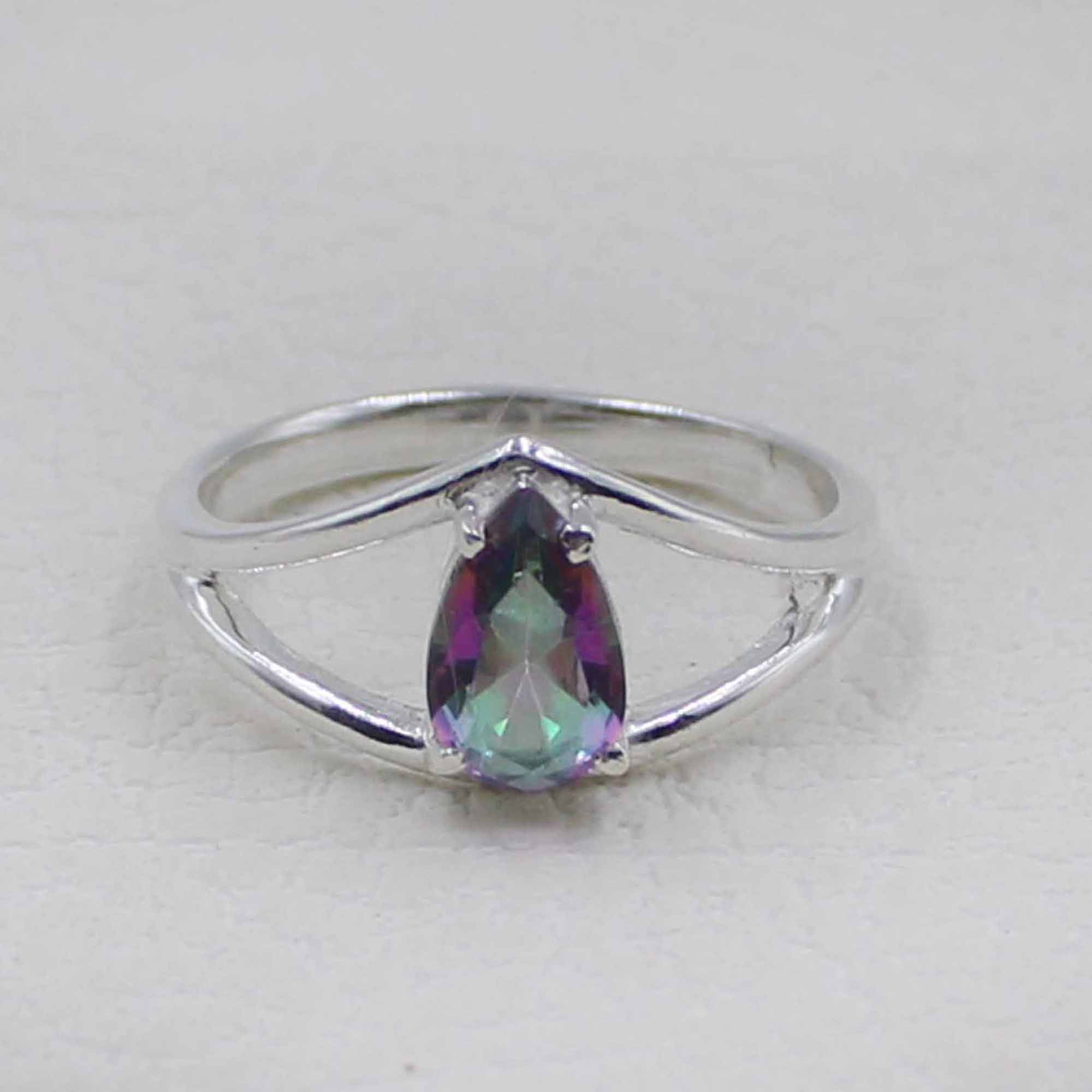 Teardrop Mystic Quartz Gemstone Ring – Silver V-Shape Design