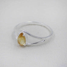 Teardrop Garnet Gemstone Ring – Silver V-Shape Design