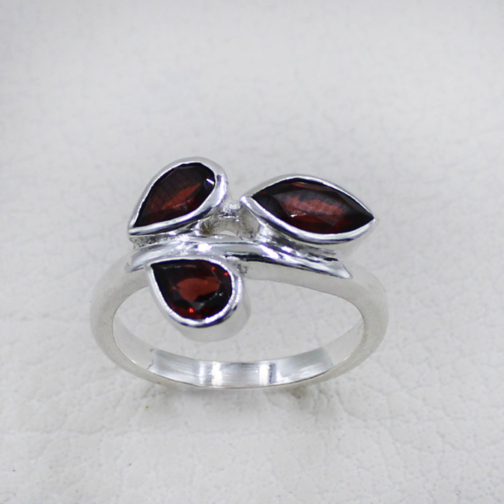 925 Silver Three-Stone Garnet Leaf Design Ring
