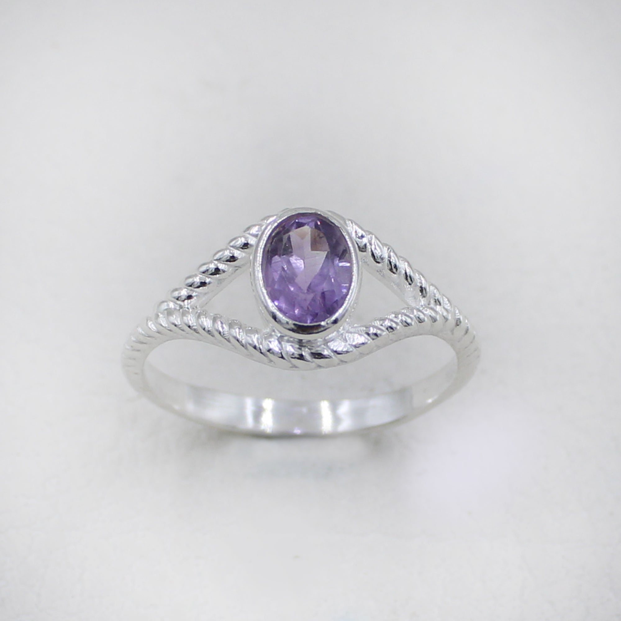 Sterling Silver Twisted Band Ring with Oval Amethyst Gemstone