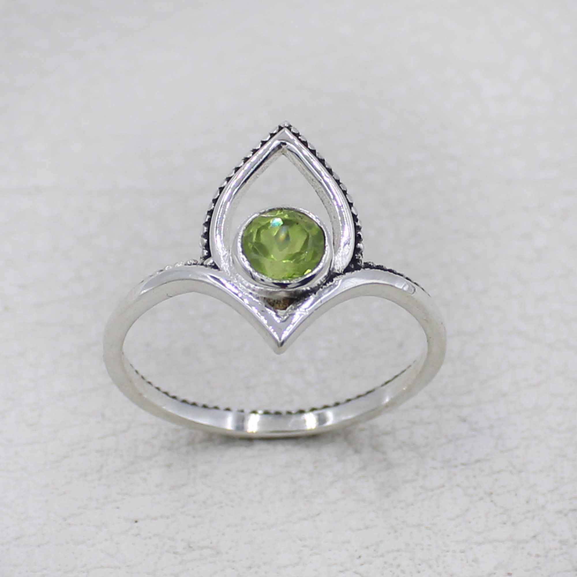 Peridot Birthstone Lotus Ring – Silver Boho Jewelry