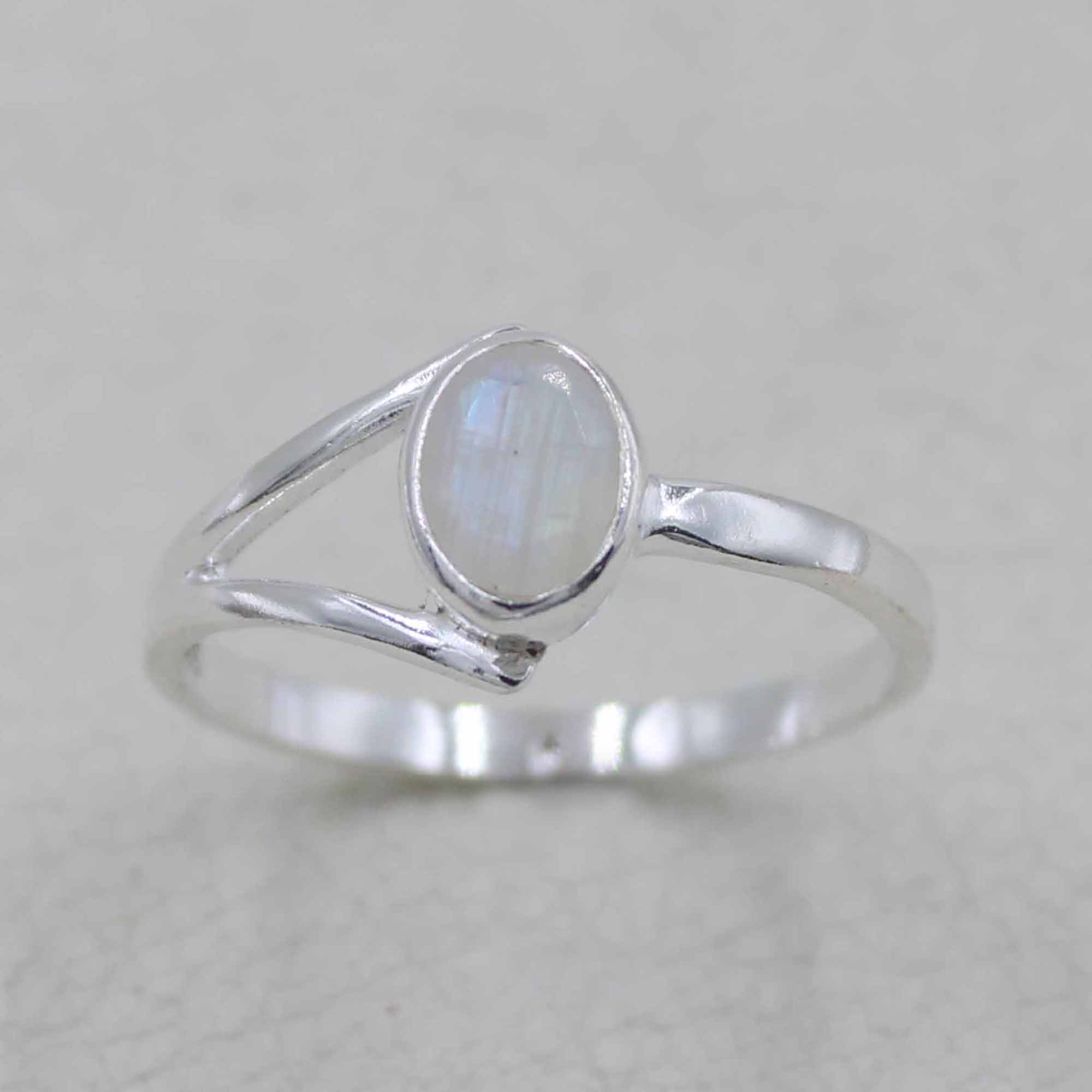 925 Sterling Silver Moonstone Ring