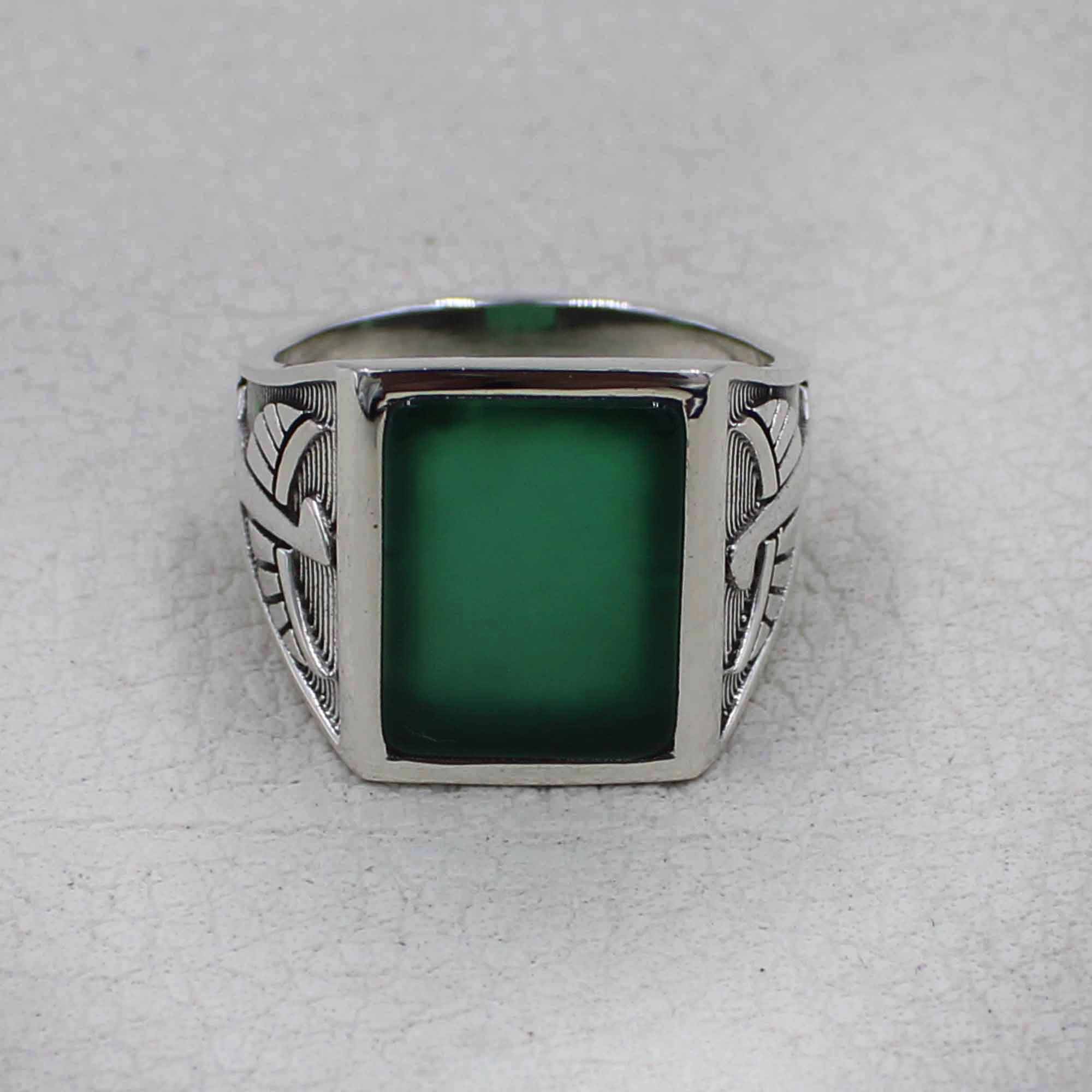 Men’s Sterling Silver Green Onyx Ring – Engraved Eagle Design