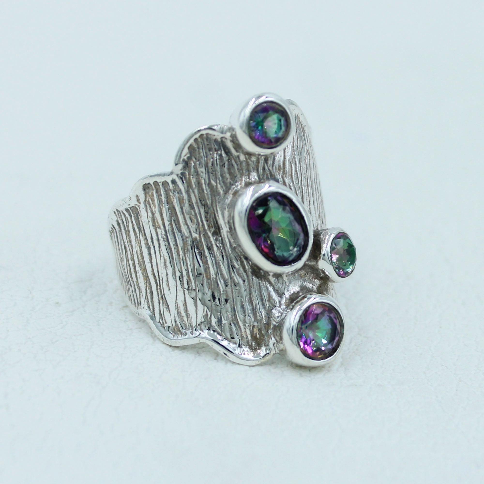 Dazzling Mystic Quartz 925 Silver Textured Ring