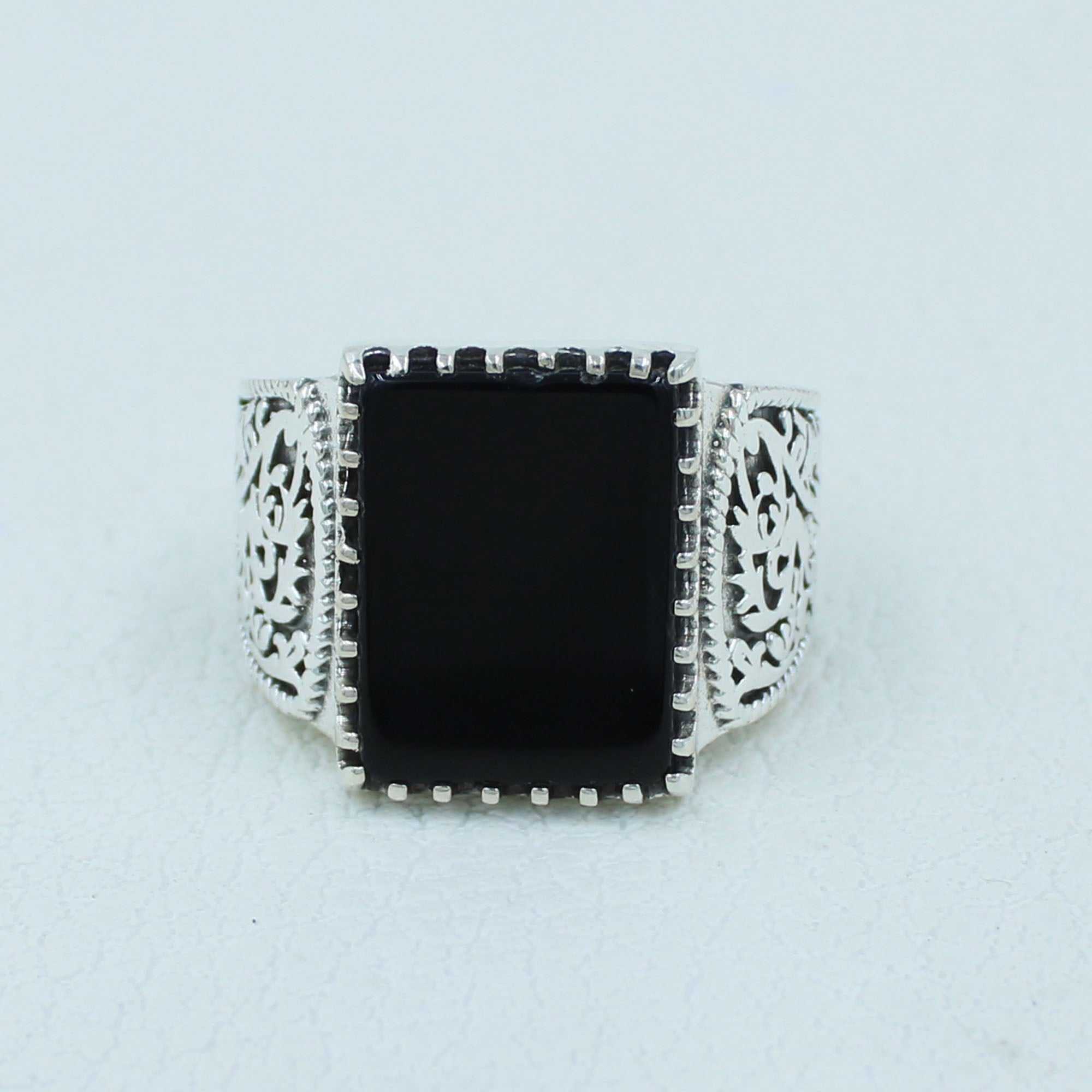 Black Onyx Designer Silver Gift Ring