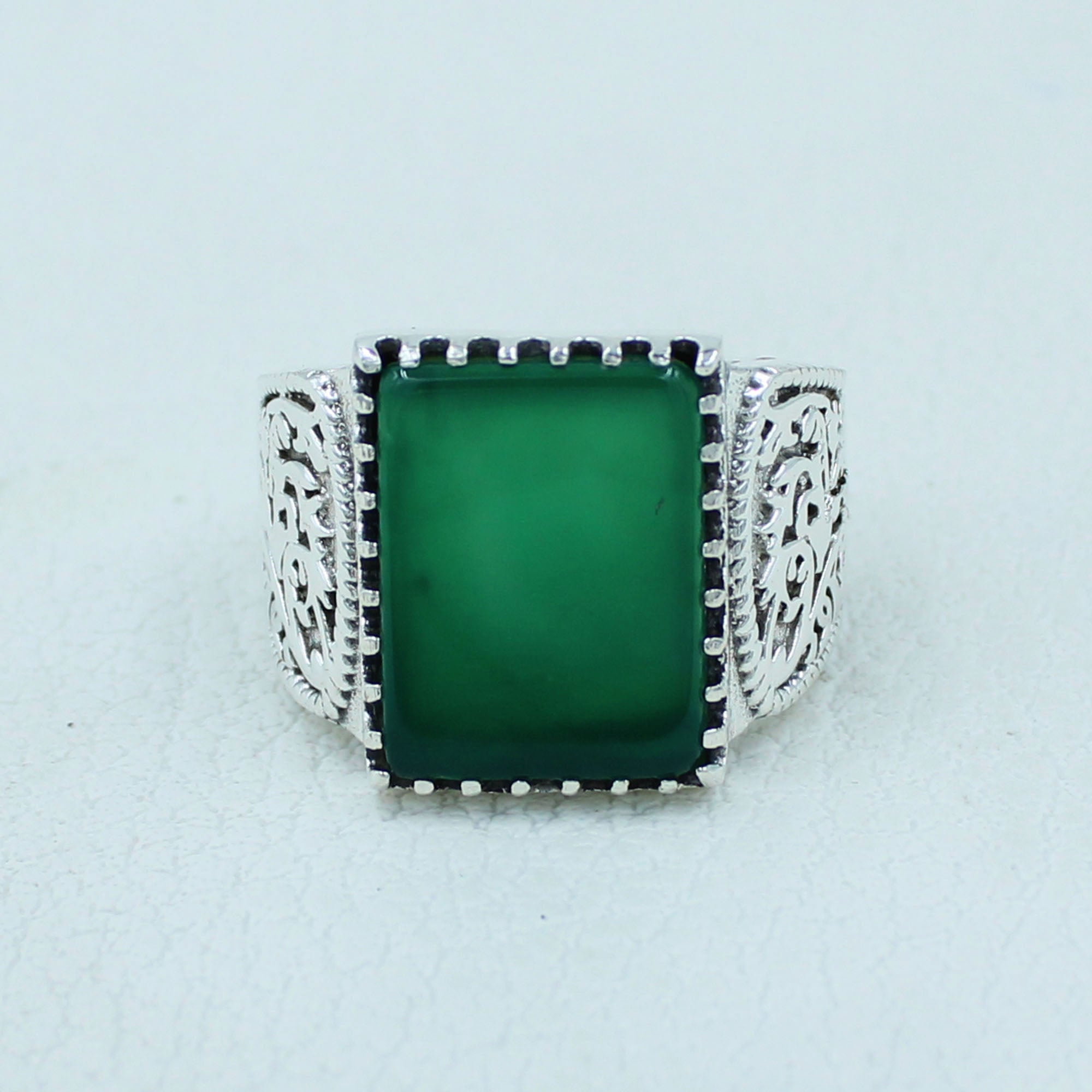 Green Onyx Designer Silver Ring