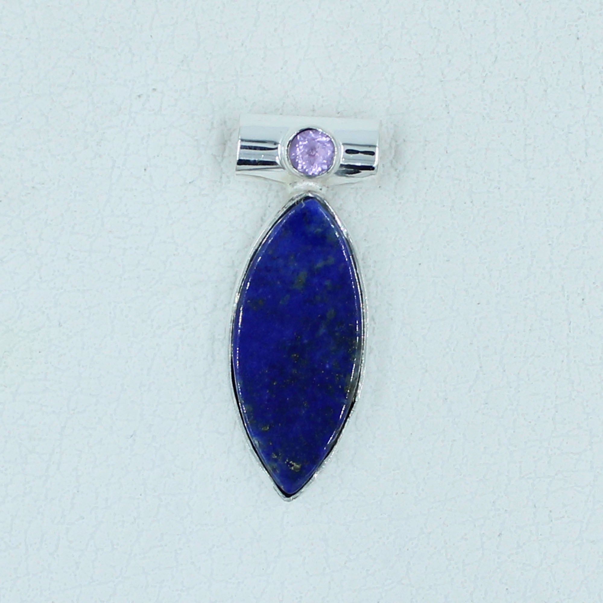 925 Sterling Silver Pendant Made with Lapis Lazuli