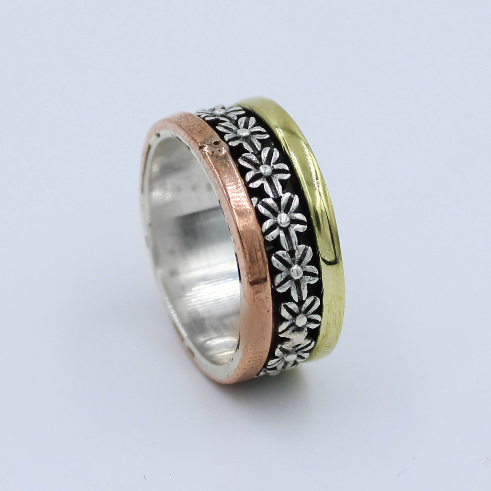 Two Tone Flower Engraved Silver Band Ring