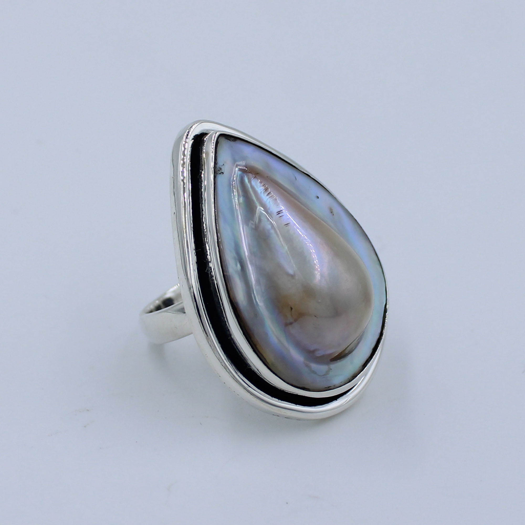 Rare Mother Of Pearl 925 Silver Elegant Ring