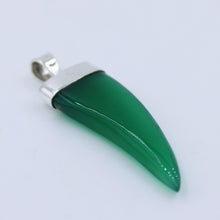 Green Onyx Claw Pendant 925 Silver Jewelry