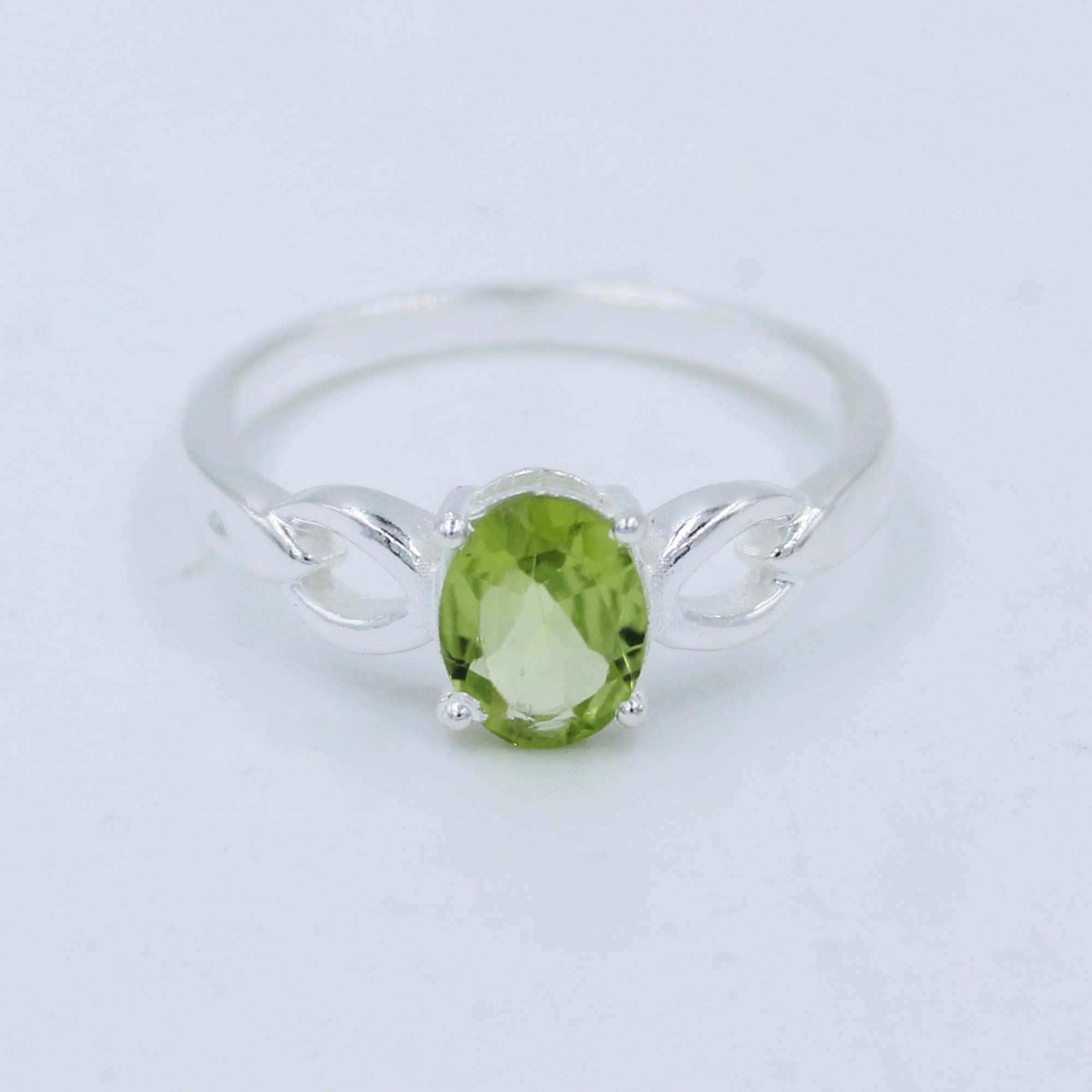 Natural Peridot Gemstone 925 Silver Ring