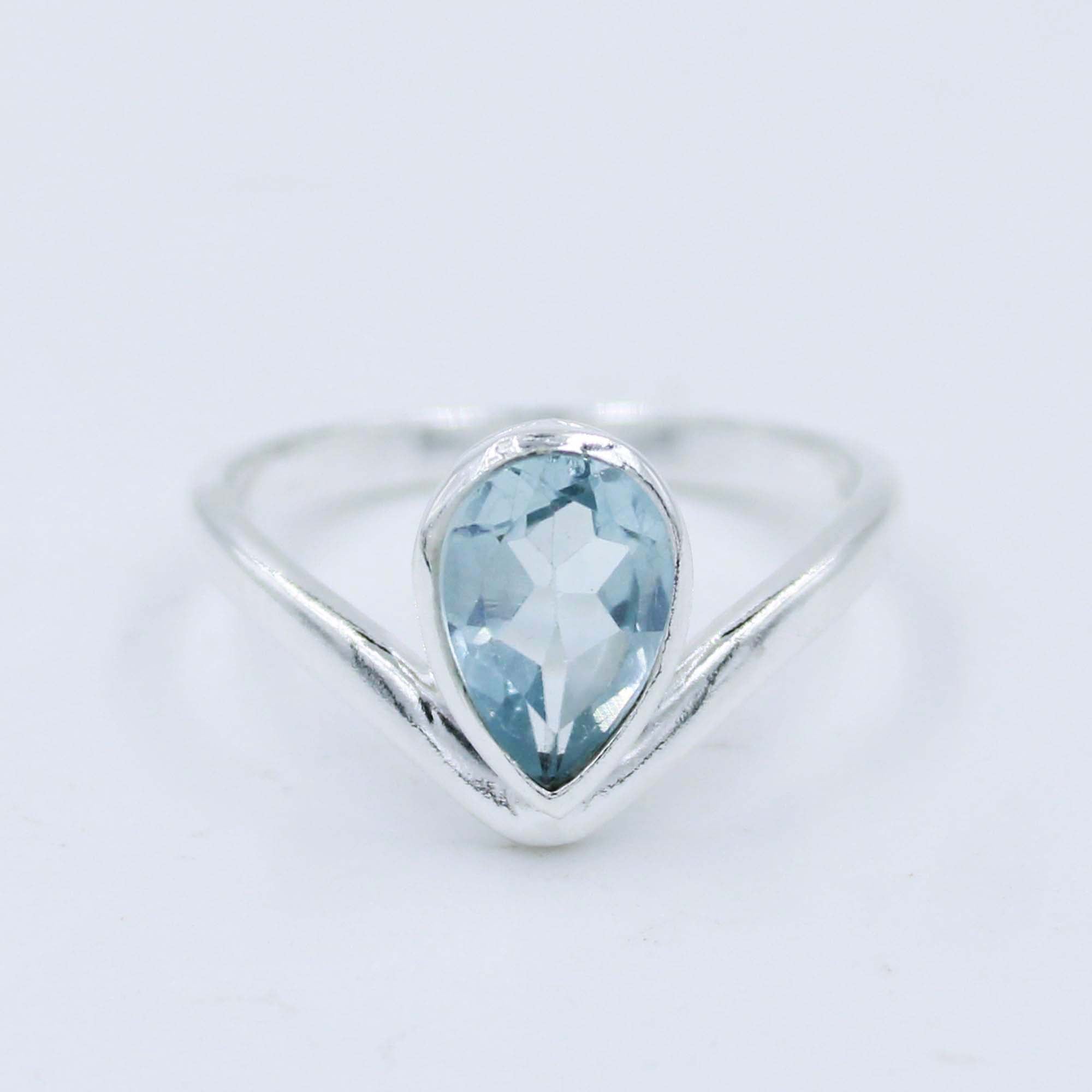 Blue Topaz Faceted 925 Sterling Silver Ring