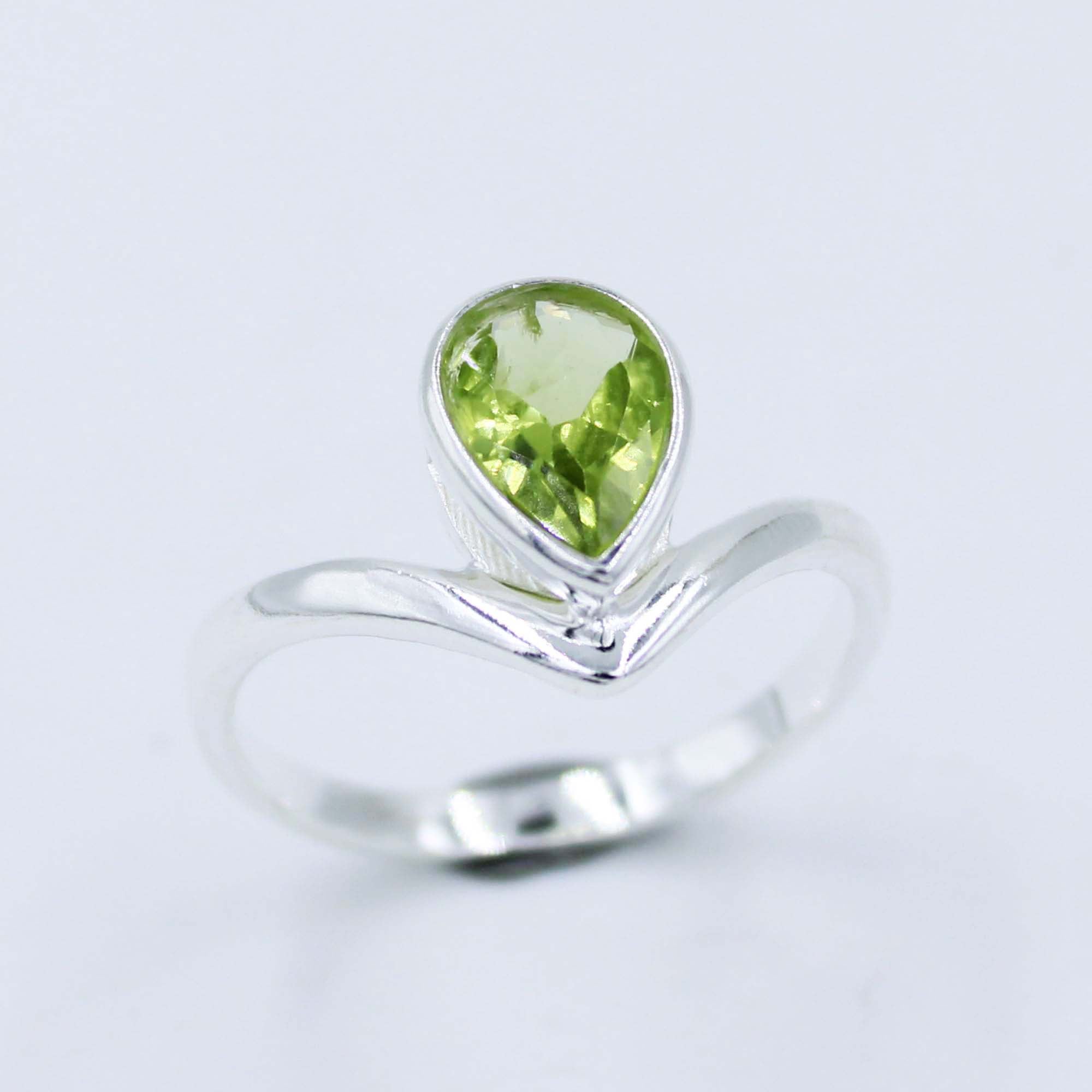 Natural Peridot 925 Silver Jewelry Ring