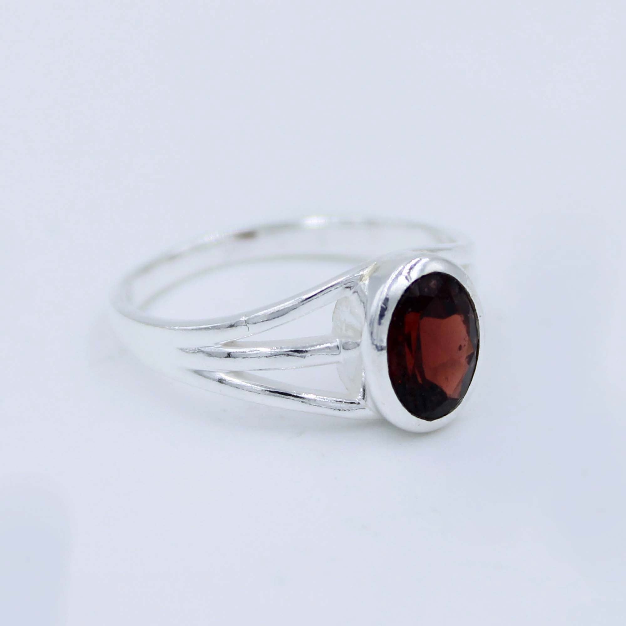 Natural Garnet Gemstone 925 Silver Jewelry Ring