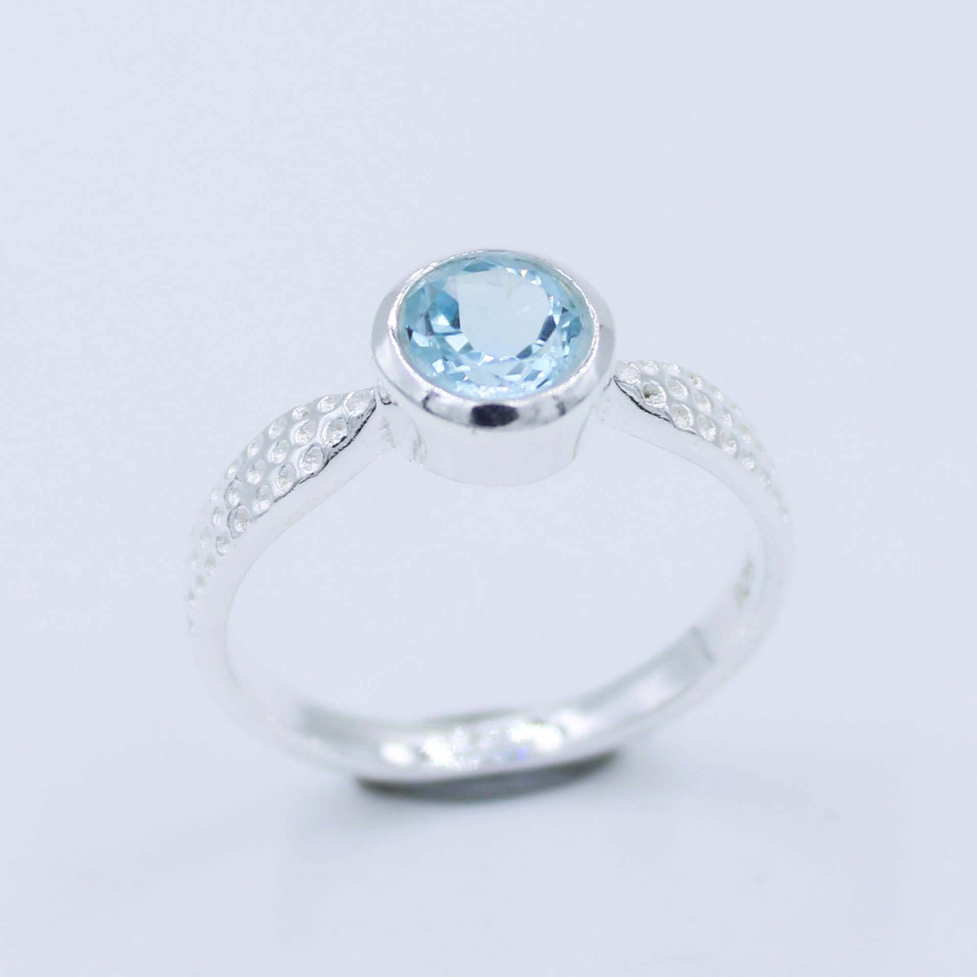 Blue Topaz Faceted 925 Silver Ring