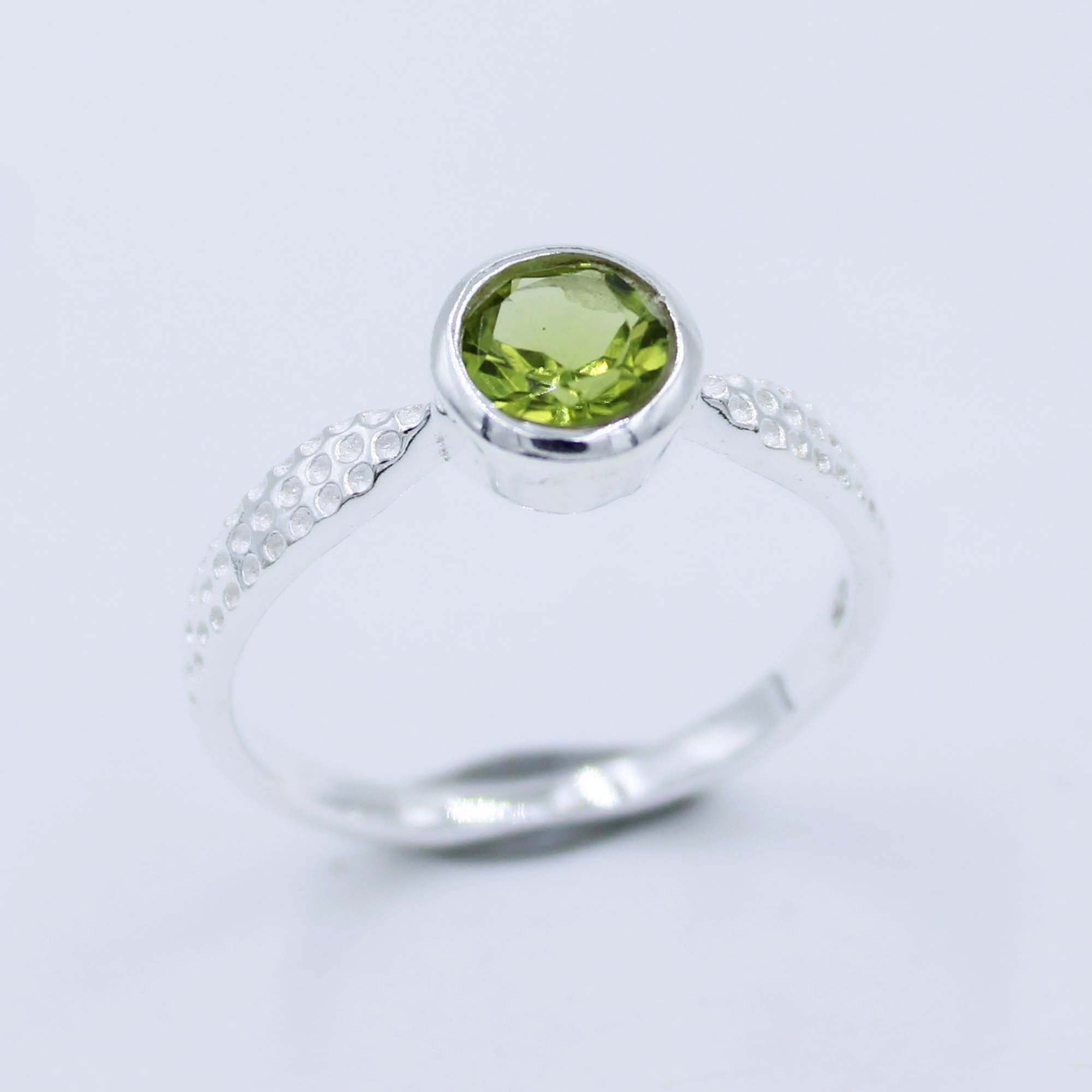 Natural Peridot Stone 925 Silver Ring